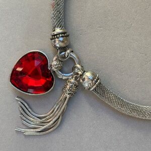 Necklace Red Heart Pendant Silver Tassel Mesh Chain Acrylic Faceted Statement